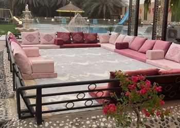 استراحة بمسبح
