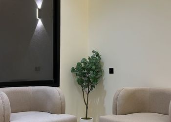 شاليه بصالة جلوس وألعاب أطفال 
