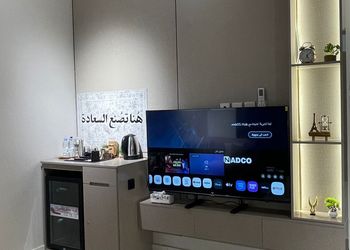 استديو بسرير ماستر وجلسة جانبية 