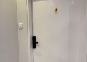 استديو بسرير ماستر ودخول ذاتي