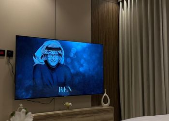 استديو بسرير ماستر وجلسة جانبية
