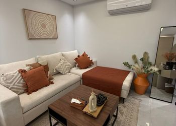 استديو بسرير ماستر وجلسة جانبية 