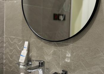 استديو هادئ بسرير ماستر 