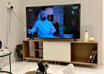 شقة بصالة وغرفتين نوم