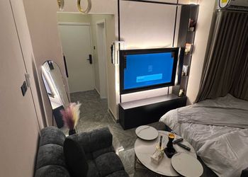 استديو هادئ بسرير ماستر 