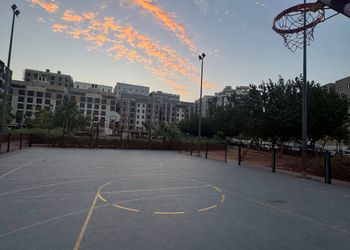 استديو بسرير ماستر وجلسة جانبية 