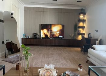 شقة بغرفة معيشة وغرفة نوم 