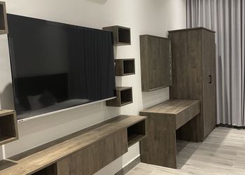 استوديو بسرير ماستر
