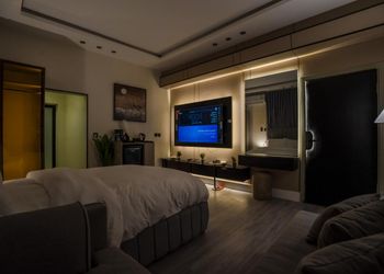 استديو بسرير ماستر وجلسة جانبية 