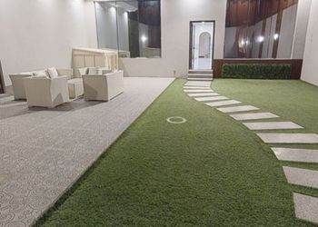 شاليه بمسبح وألعاب مائية