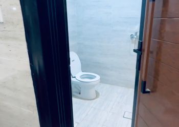 شاليه بألعاب مائية ومسبح