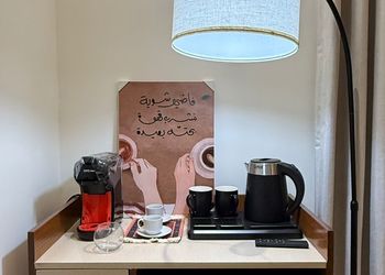 استديو بسرير ماستر وجلسة جانبية 