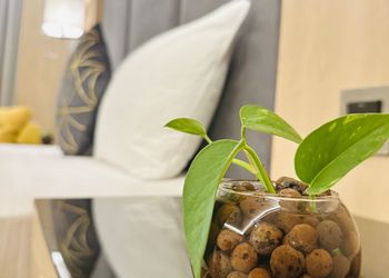 استديو بأثاث مريح وبسيط 