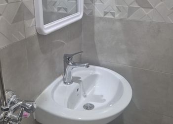استديو بسرير ماستر 