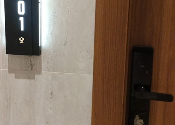 استديو هادئ بسرير ماستر 