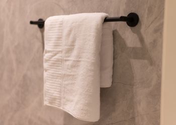 استديو بسرير ماستر وجلسة جانبية 