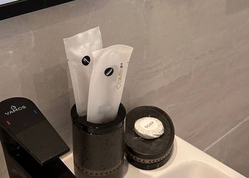 استديو بدخول ذاتي