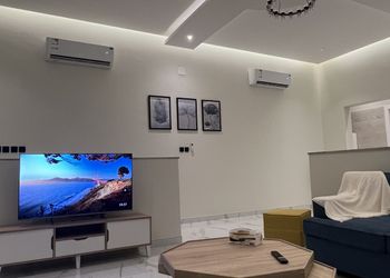 شاليه بمسطح اخضر