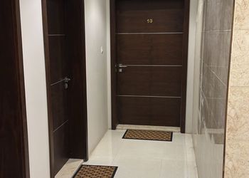 شقة بثلاث غرف نوم وصالة