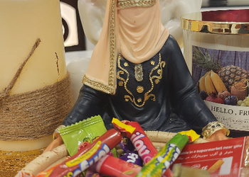 شقة انيقة بصالة وغرفتين نوم 