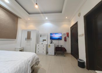 استديو هادئ بسرير ماستر 