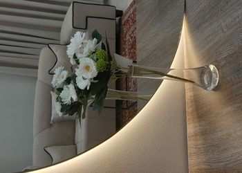 شقة بغرفتين نوم وأثاث مريح