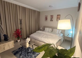 استديو بسرير ماستر ودخول ذاتي