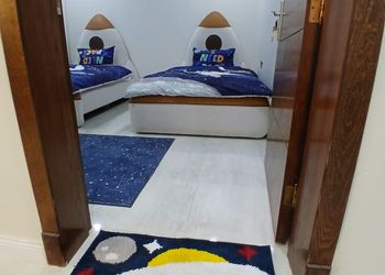 شقة بغرفة نوم وصالة هادئة 