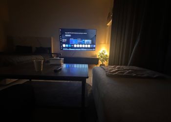 استديو هادئ بسرير ماستر 