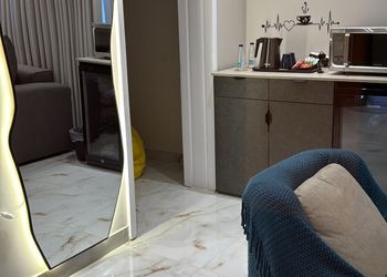 استديو انيق بدخول ذاتي 