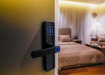 استديو بدخول ذاتي وسرير مريح 