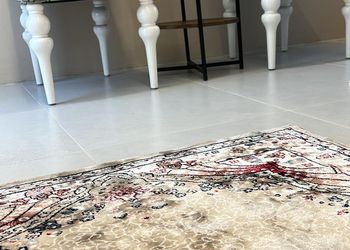 استديو بأثاث مريح وبسيط 