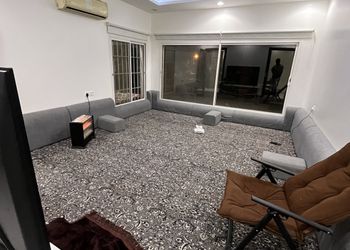 استراحة بجلسة خارجية واجواء ممتعة