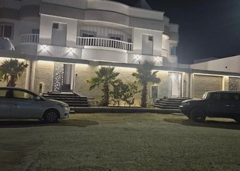 استراحة بجلسة خارجية و مسبح