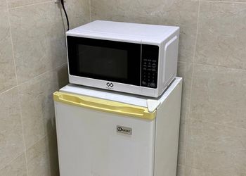 شقة بغرفة معيشة وغرفة نوم 