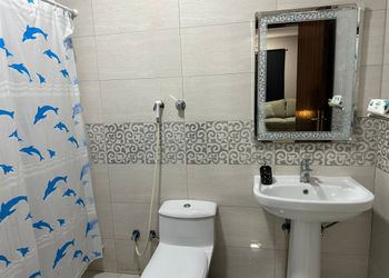استديو هادئ بدخول ذاتي 