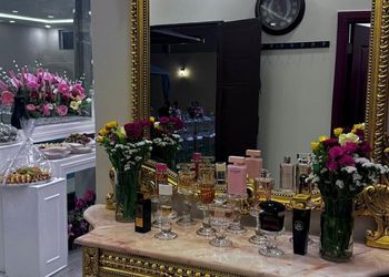 شاليه بمجلس ومسبح داخلي