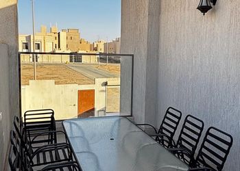 شاليه بغرفتين نوم و جلسة خارجية