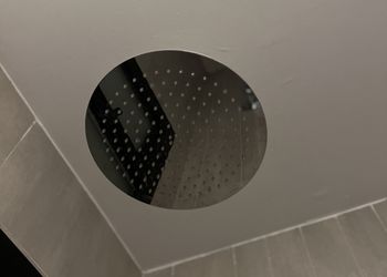 استديو بسرير ماستر وجلسة 