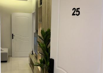 استديو بسرير ماستر وجلسة جانبية