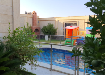 شاليه بمسبح والعاب اطفال