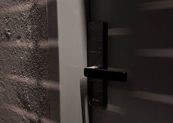استديو هادئ بدخول ذاتي