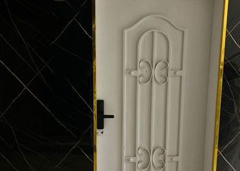 شقة بغرفة معيشة وغرفة نوم 