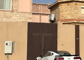 شقة بغرفة نوم وجلسة خارجية