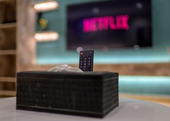 استديو هادئ بدخول ذاتي 