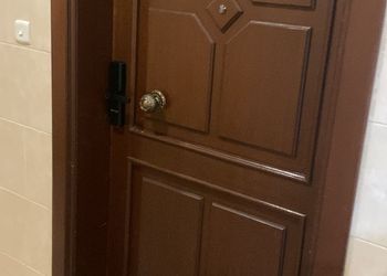 شقة بدخول ذاتي وغرفة نوم مريحة 