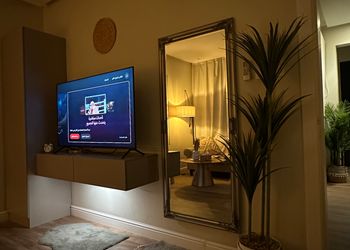 استديو هادئ بسرير ماستر