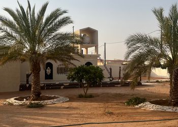 استراحة بخيمة و  مجالس