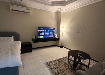 استديو هادئ بسرير ماستر 