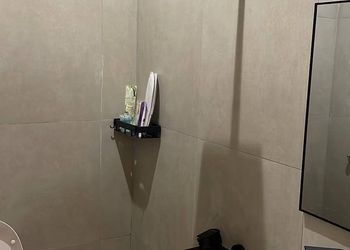 استديو بسرير ماستر وجلسة جانبية